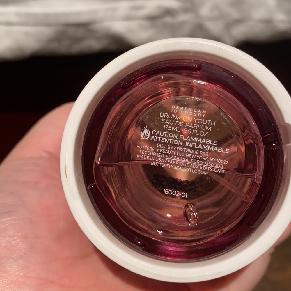 Perfume - Picture 3 of 3
